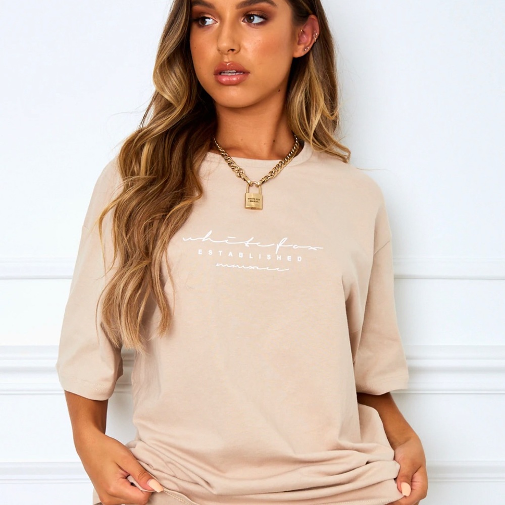 White Fox Established Tee Sand